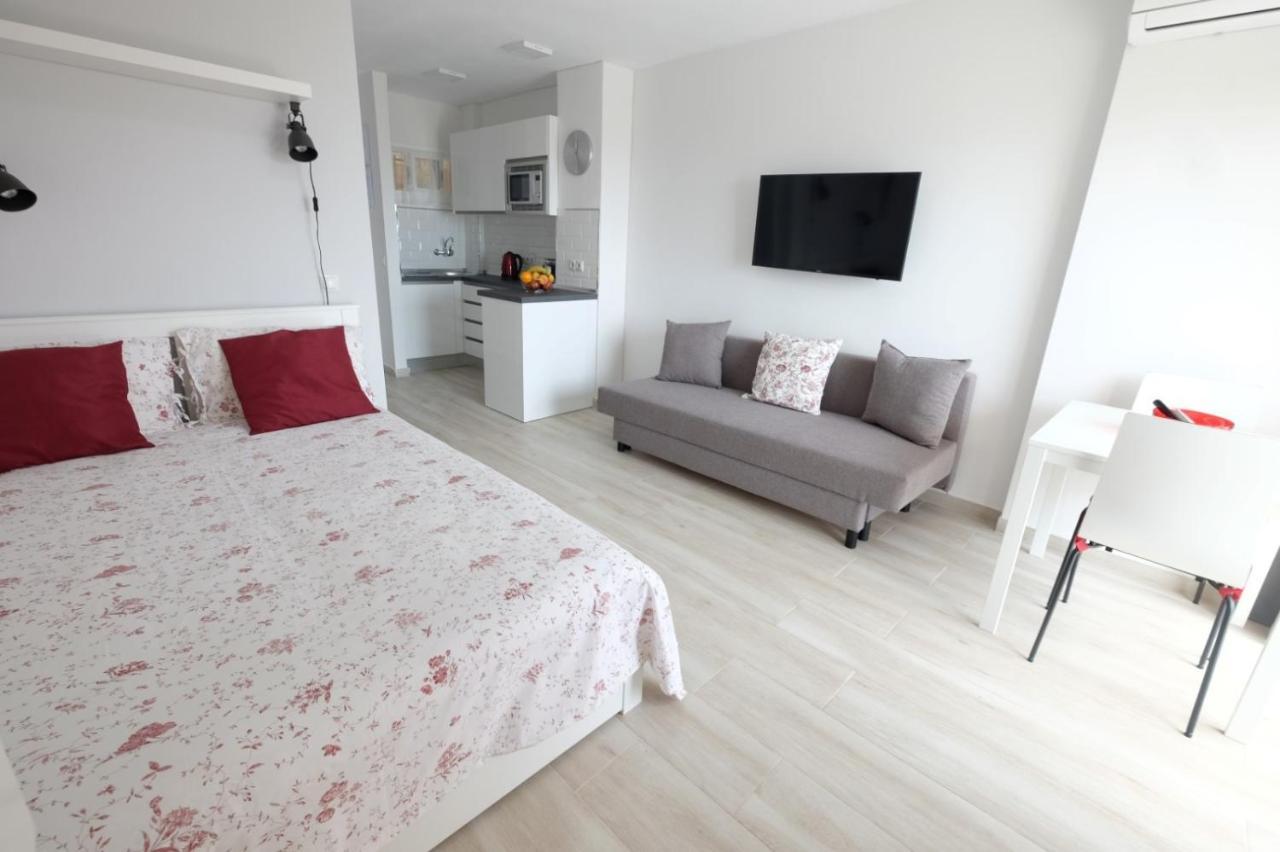Iris Sea View Benalmadena Appartement Buitenkant foto